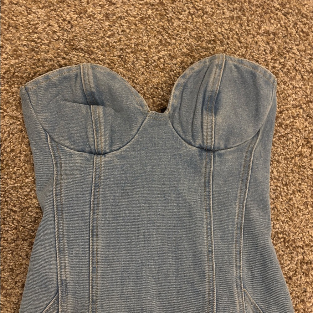 Dress - Picture 2 of 3